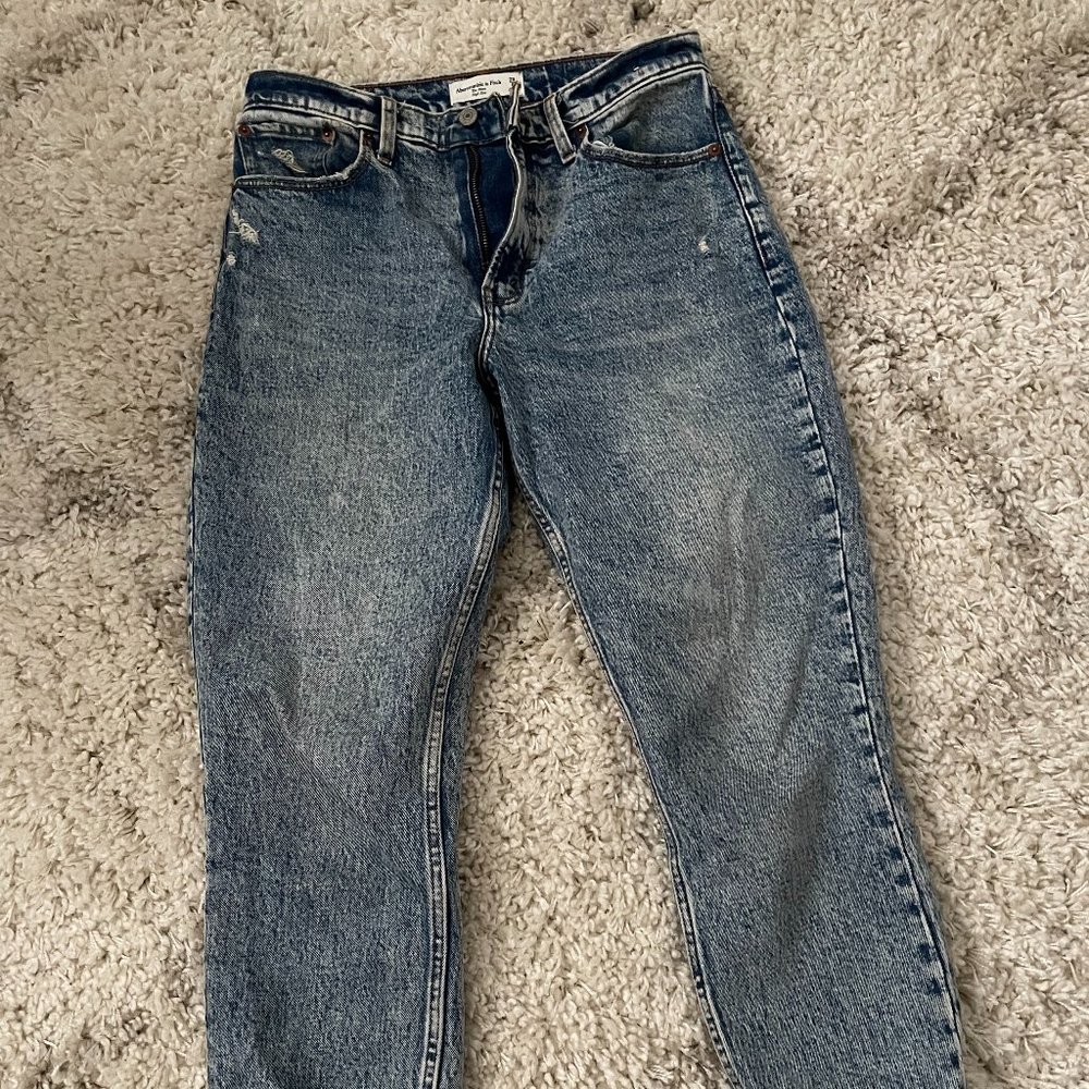 Abercrombie Mom Jeans